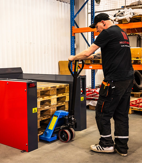 PalletMaster® electric pallet dispensers automating warehouse operations
